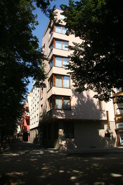 Lazensky Hotel Park Poděbrady Buitenkant foto